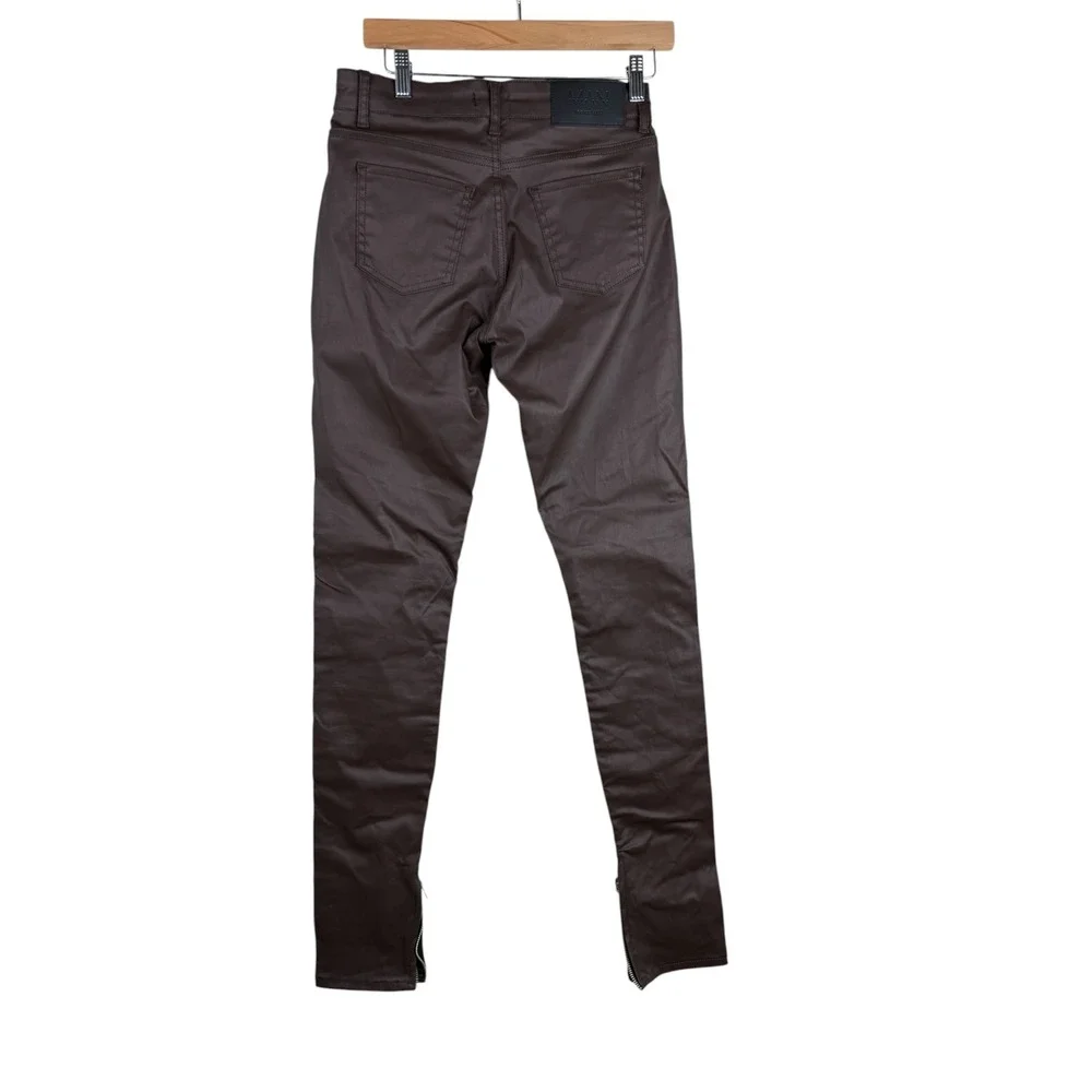 New Boohoo Man Skinny Button Fly Coated Jeans size 30 Dark Brown